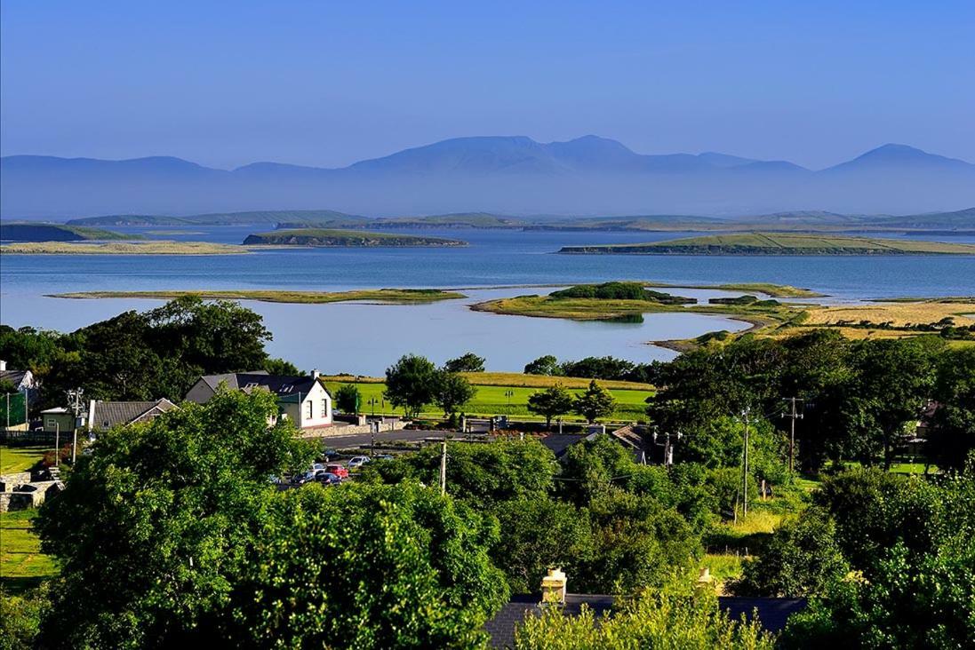 The Three Arches Bed & Breakfast Louisburgh Luaran gambar